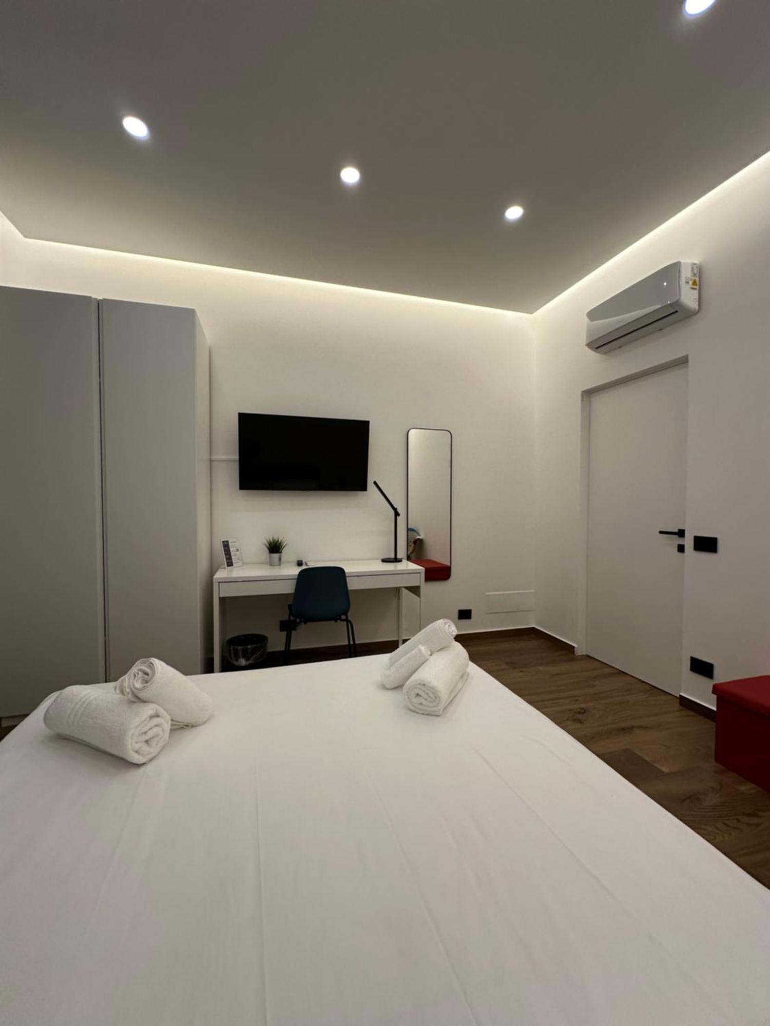 Borgiarooms Luxury Apartment Milazzo Exterior foto