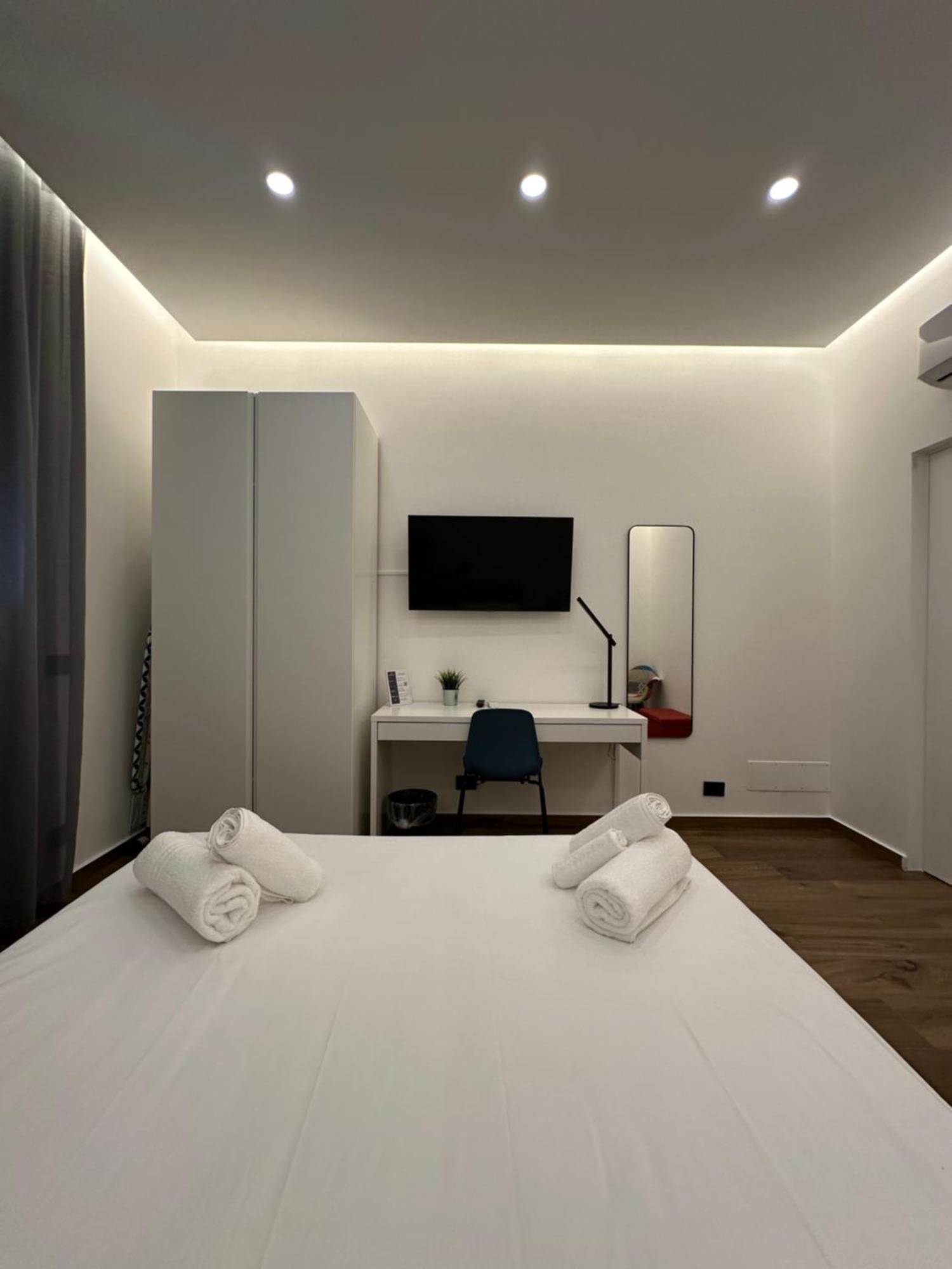 Borgiarooms Luxury Apartment Milazzo Exterior foto