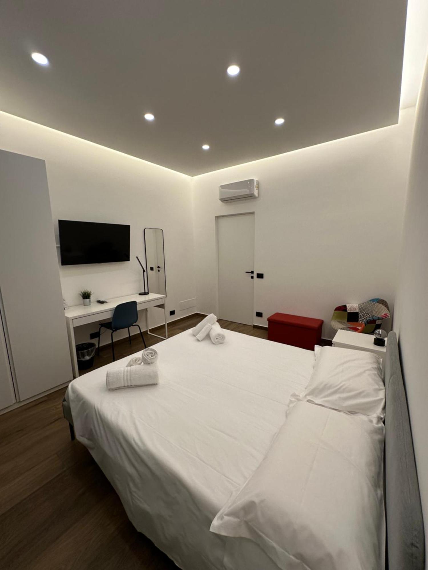 Borgiarooms Luxury Apartment Milazzo Exterior foto